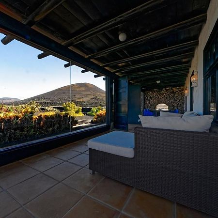 Luxe Ecovilla Listan Уга Экстерьер фото