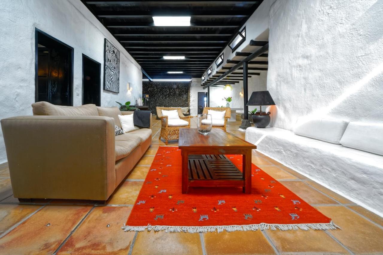 Luxe Ecovilla Listan Уга Экстерьер фото