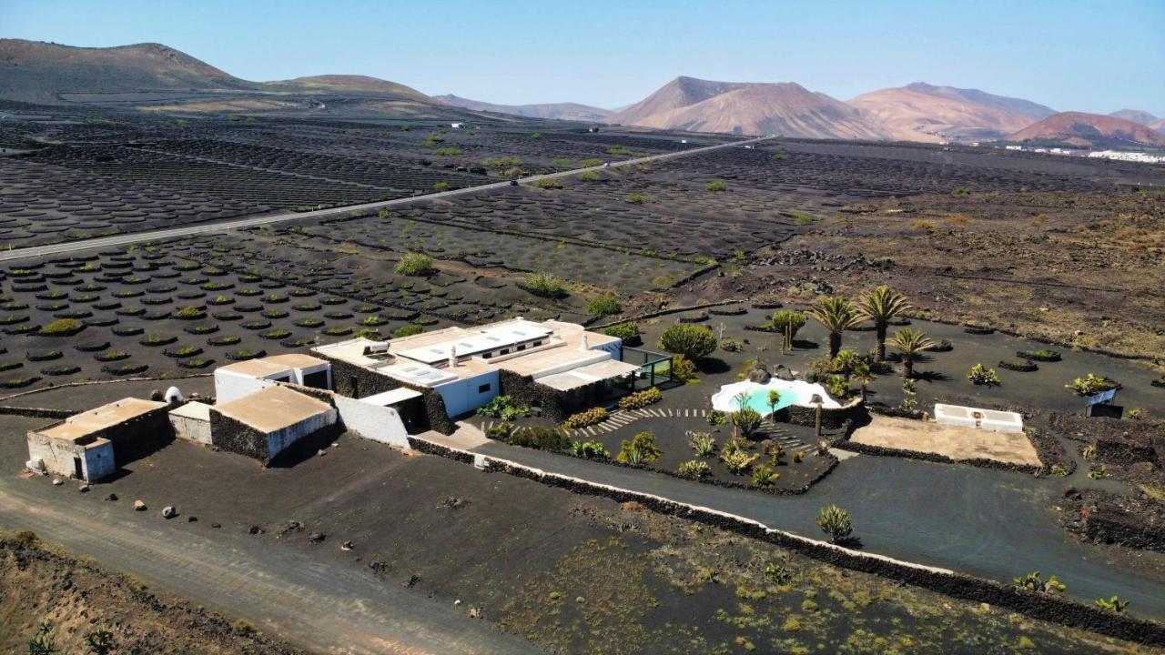 Luxe Ecovilla Listan Уга Экстерьер фото