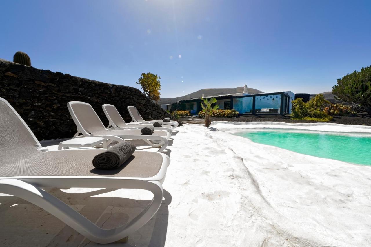 Luxe Ecovilla Listan Уга Экстерьер фото